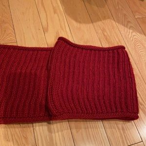 Knitted infinity scarf